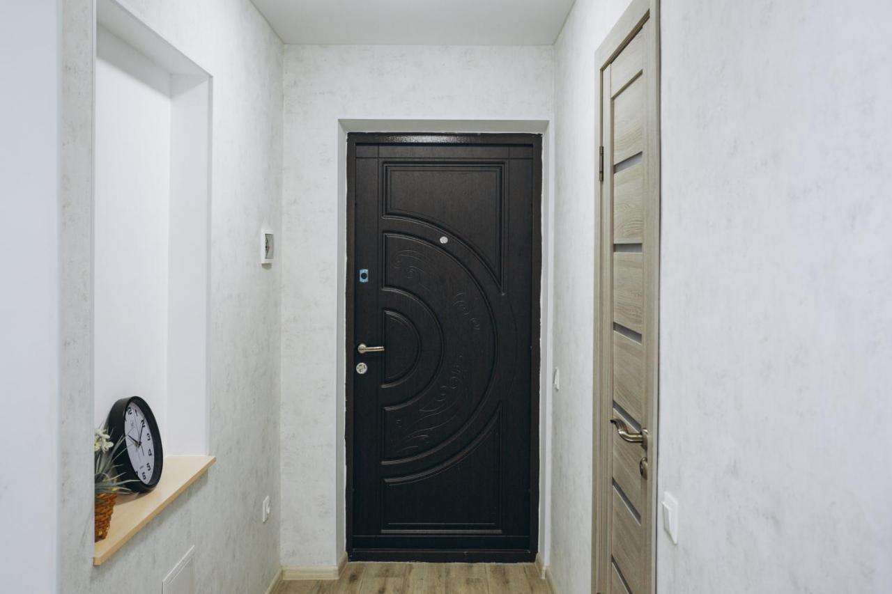 Luxe Apart-Hotel Near Lavina New Building 1 Floor Sumy Exteriér fotografie